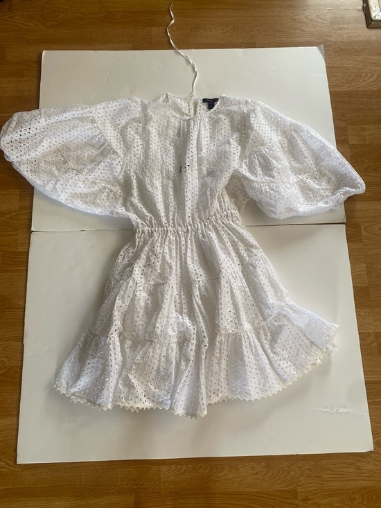 Louis Vuitton Dresses & Skirts - Girls' White Eyelet Puff-Sleeve Dress